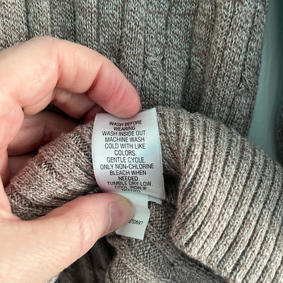 Croft & Barrow Cable Knit Crew-Neck Sweater - Picture 5 of 5